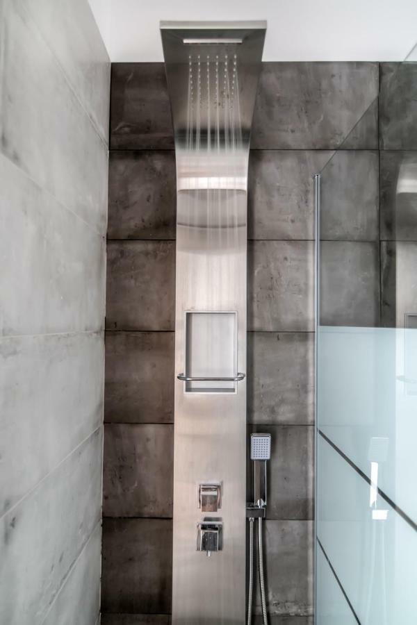 Lux 'N Comfort Apartments Tínos Dış mekan fotoğraf