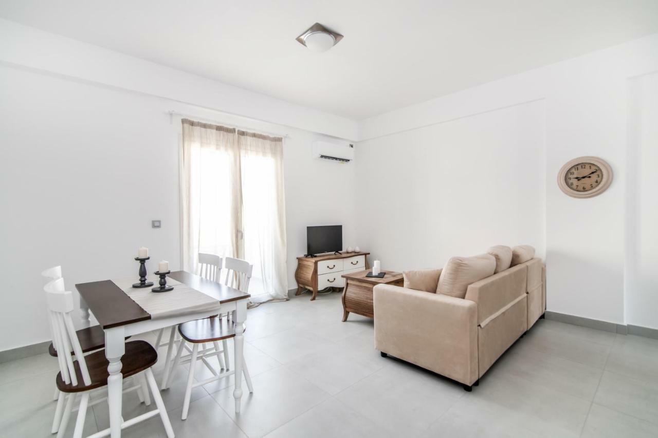 Lux 'N Comfort Apartments Tínos Dış mekan fotoğraf