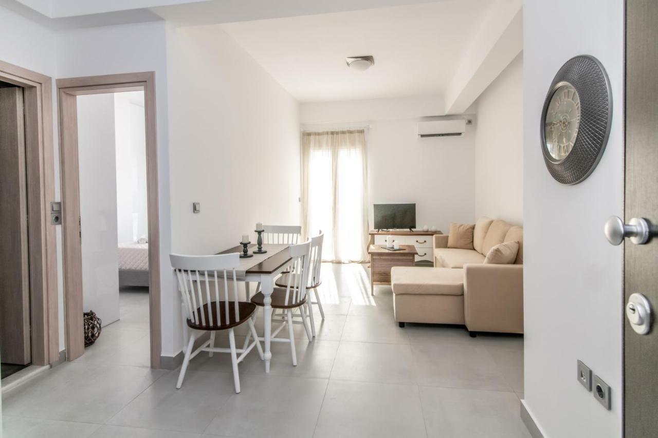 Lux 'N Comfort Apartments Tínos Dış mekan fotoğraf