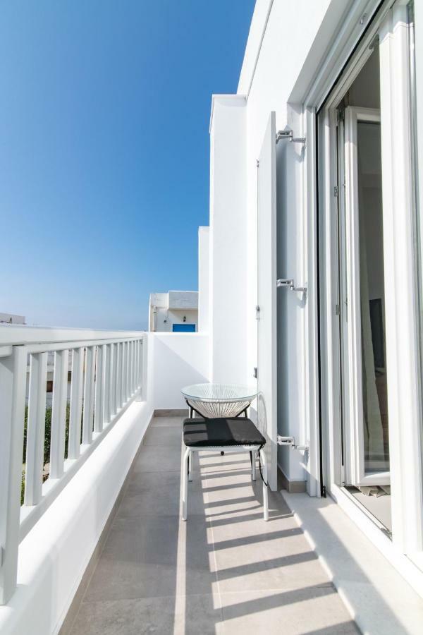 Lux 'N Comfort Apartments Tínos Dış mekan fotoğraf